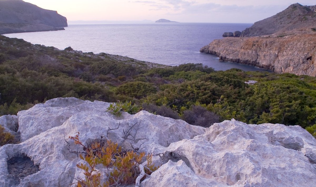 Antikythera saare rannik.