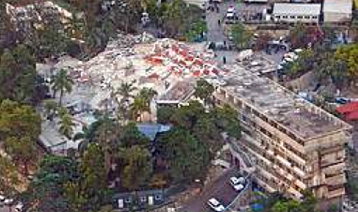 TARMO JÕEVEERI TÖÖKOHT: ÜRO peakorter Haiti pealinnas varises maavärinas kokku nagu kaardimaja. Afp