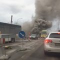 LUGEJA VIDEO: Metsik toss keset Tallinna - Ülemiste trammitunneli põleng möödasõitvast autost vaadates