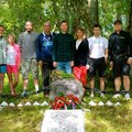 Сотрудники российского посольства возложили венки к братской могиле советских моряков