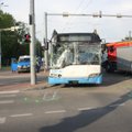 FOTO: Tallinnas põrkasid kokku troll ja mikrobuss