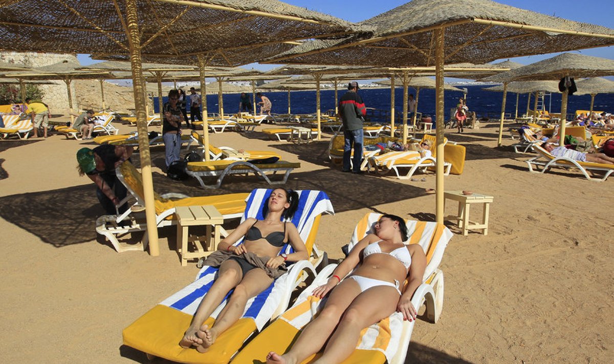 Sellist rahulikku pilti rannapuhkajatest Sharm el-Sheikhis hakkavad edastama Egiptuse veebikaamerad.