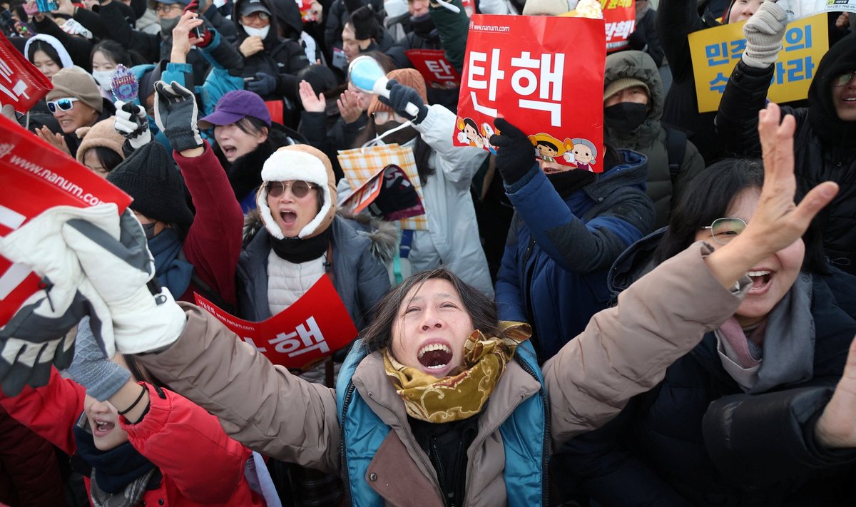 Rahvas tähistab president Yoon Suk Yeoli tagandamisteadet, 14 detsember.