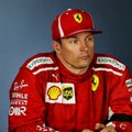 Räikkönen naeruvääristas Rosbergi tööd eksperdina: seista võidukihutamise asemel mikrofon käes...