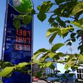 ФОТО: Суровая реальность! Цена на бензин поднялась до рекордного за 5,5 лет уровня