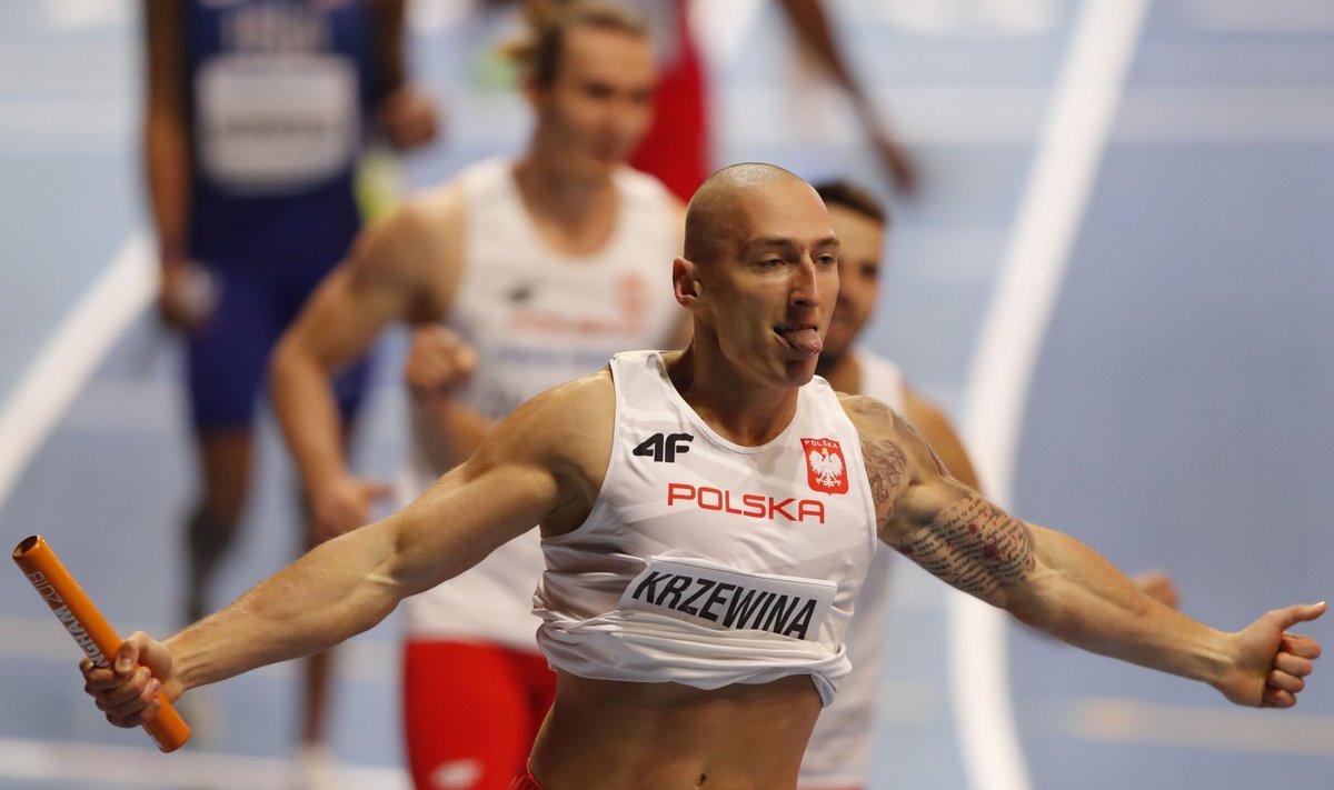 Jakub Krzewina ületab finišijoone maailmarekordilise ajaga