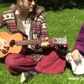 VIDEO: Bhakti jooga: lauluga stressist ja rutiinist vabaks!