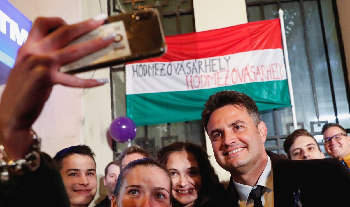 Péter Márki-Zayl ja tema toetajatel oli põhjust tähistada. Vaatlejate arvates on just Márki-Zay parim kandidaat, kes võiks suuta Orbáni võimult kukutada.