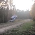 VIDEO | Karm avarii Saaremaa rallil: masin rullus mitu korda üle katuse