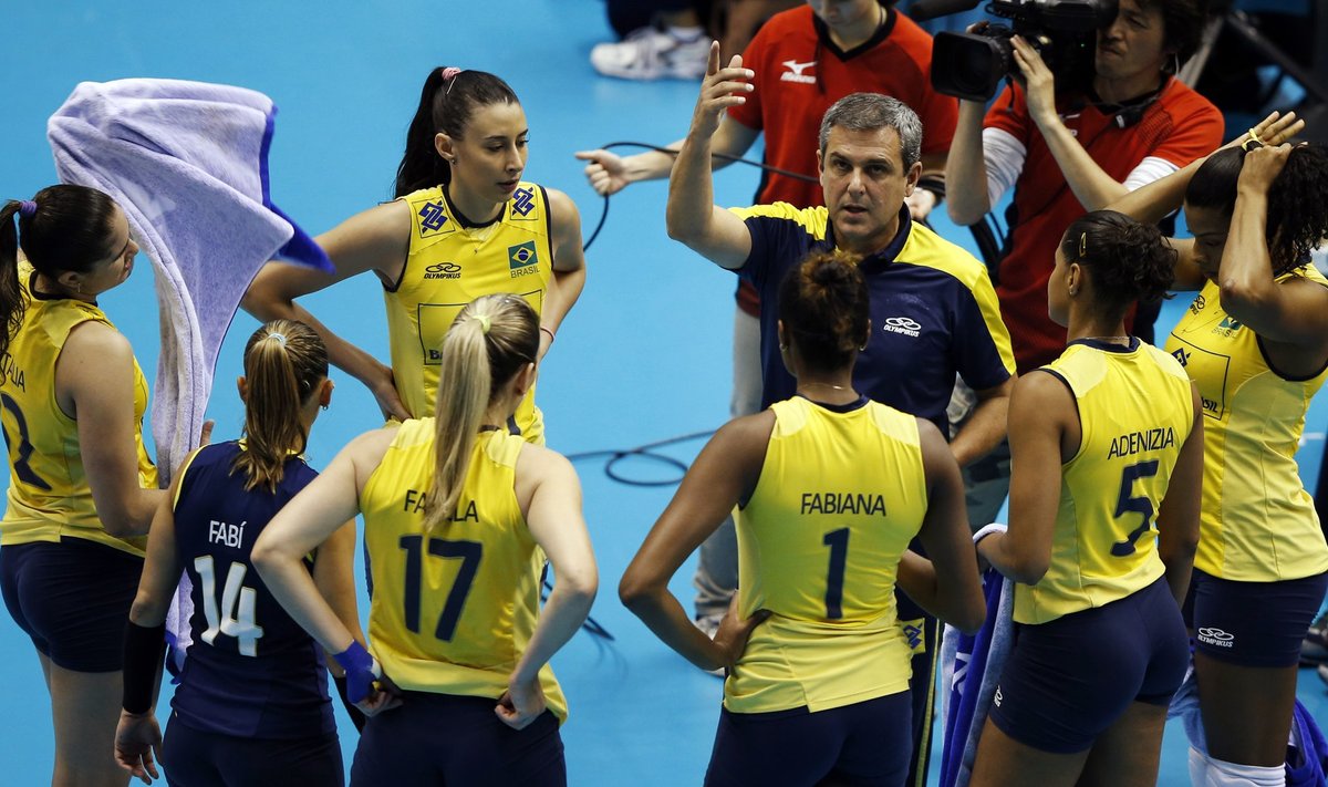 Brazil's coach Guimaraes talks to his team during their match against Russia at the FIVB Women's Volleyball Grand Champions Cup in Tokyo