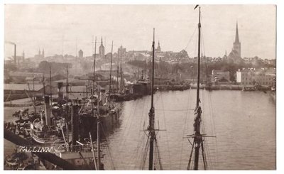 Vaade Tallinna sadamale 1930. aasta paiku.