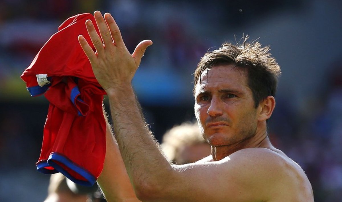 Frank Lampard oma viimases mängus Costa Rica vastu.