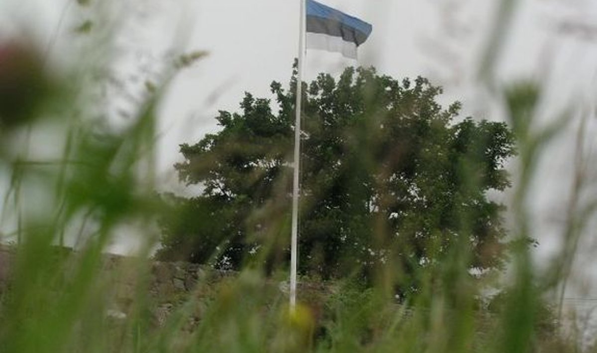 Lipp Prandi külas Järvamaal.