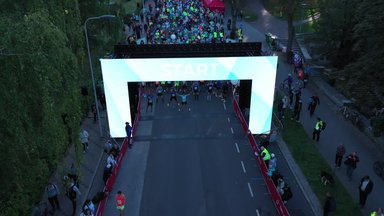 VIDEO  | Tallinna Maraton linnulennult. Vaata, kuidas tuhanded jooksjad pealinna tänavad vallutasid!