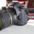 Karbist välja: Canon EOS 5D Mark III peegelkaamera