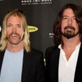 Uuritakse Foo Fightersi trummari surma tagamaid: mehe süda kaalus surma hetkel keskmisest kaks korda rohkem