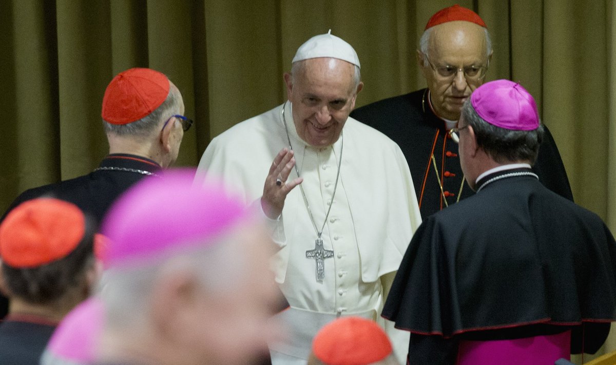 Paavst Franciscus ja piiskopid on Vatikanis ligi kaks nädalat pereküsimuste üle nõu pidanud.