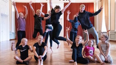 VIDEO | Võrulaste uskumatud seiklused Tallinna tantsupeol