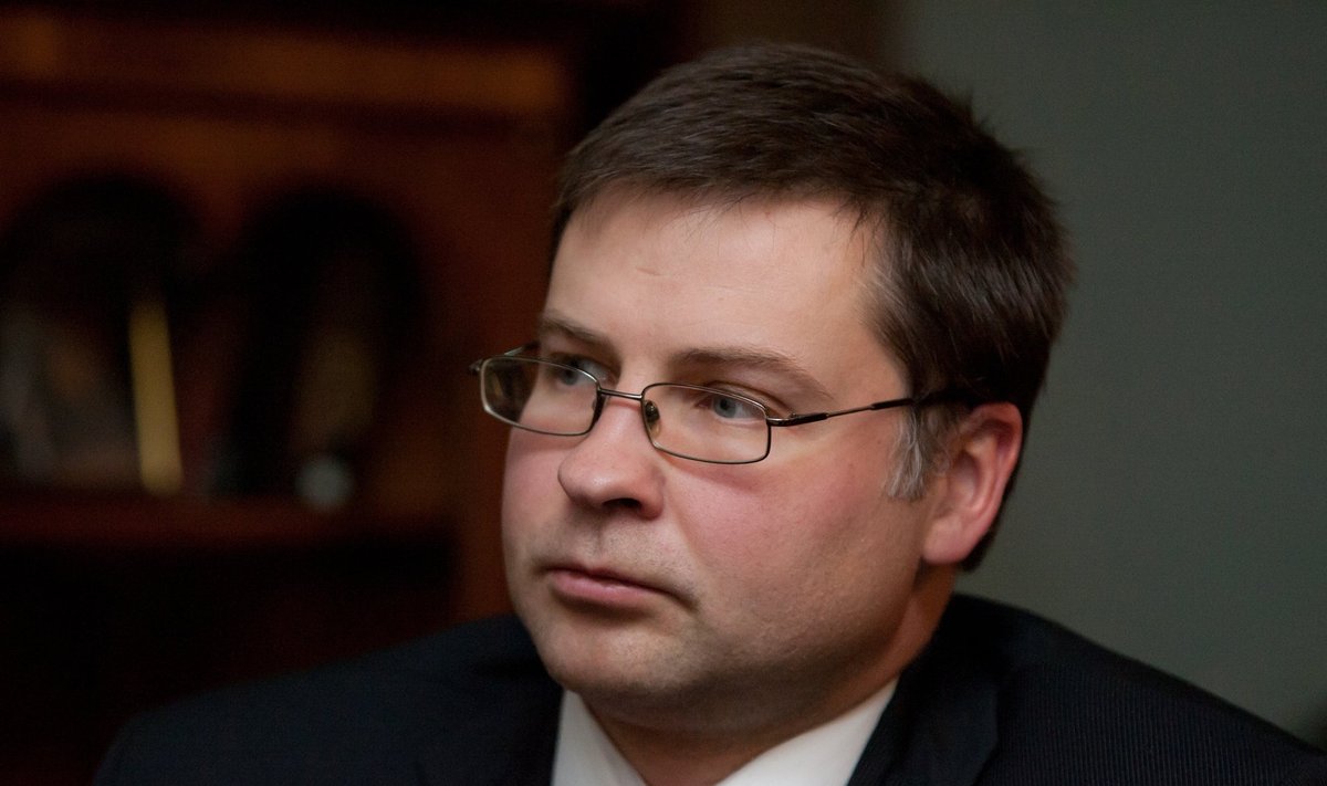 Äsja Läti peaministritoolist loobunud Valdis Dombrovskise soontes voolab veerandi jagu ehtsat eesti, täpsemalt Läänemaa verd.