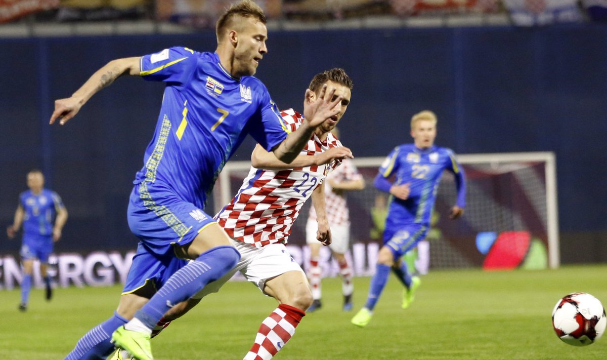 Ukraina jalgpallur Andri Jarmolenko mängus Horvaatiaga