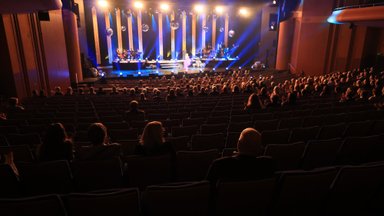 FOTOD | Gerli Padar andis Alexela kontserdimajas suurkontserdi. Publiku read olid üpris hõredad