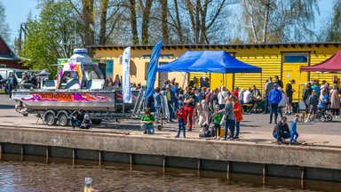 FOTOD | Pärnus sai kalasadamate päeval näha pesuehtsat robotlaeva