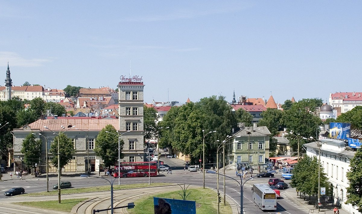 Viru väljak, Tallinn
