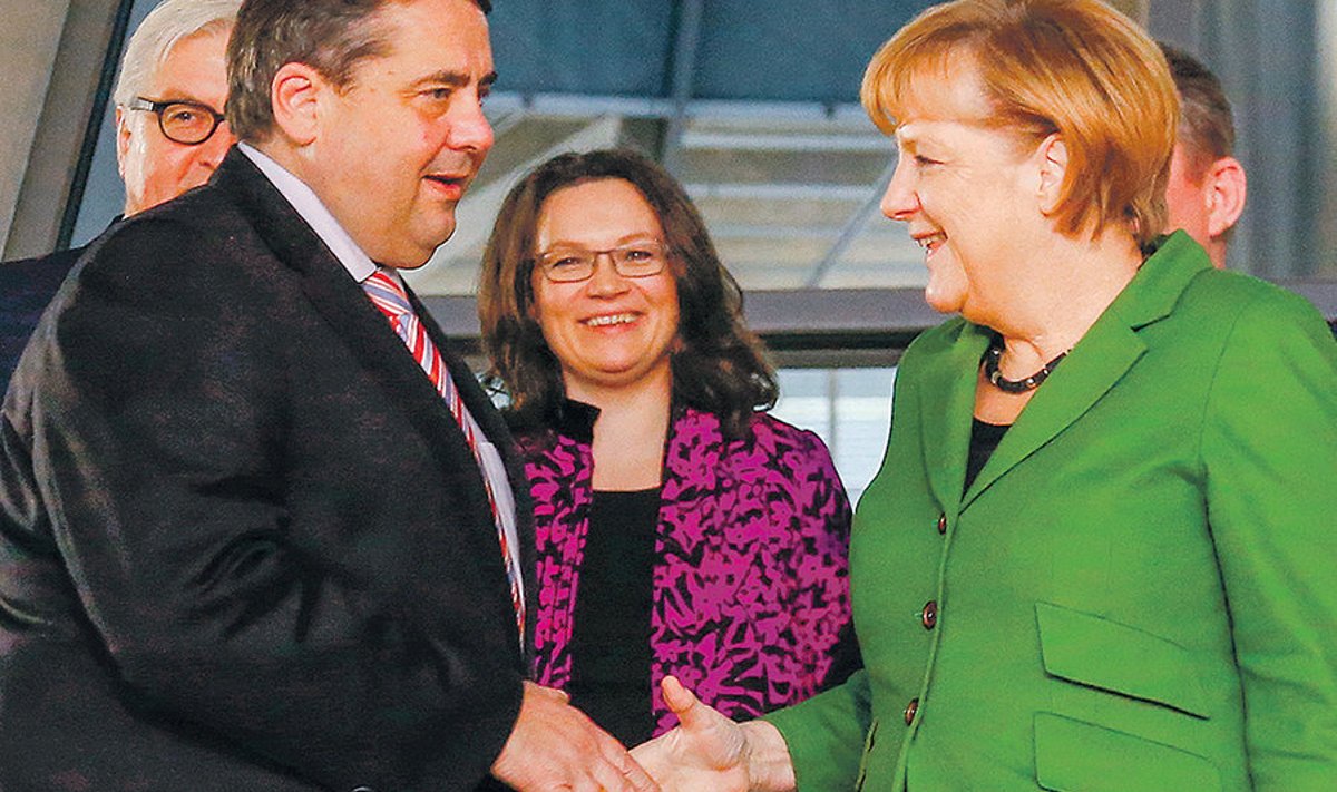 Kuigi koalitsioonileping sai valmis, on Angela Merkelil vara rõõmustada. Sisimas rahulolematud sotsid eesotsas Sigmar Gabrieliga (vasakul) peavad selle heaks kiitma. 