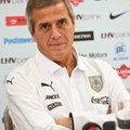Uruguay jalgpalliliit koondas 400 töötajat, sealhulgas koondise legendaarse peatreeneri