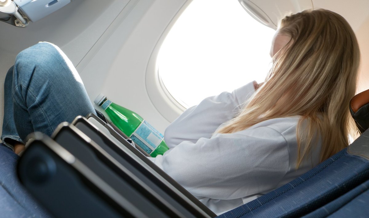 Pikematel lennureisidel võivad pikast istumisest, sundasendist ja rõhuerinevustest tekkida jalgades vereringeprobleemid.