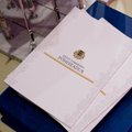 Канцлер права не стал комментировать президентский "игнор" подписей в защиту русской школы