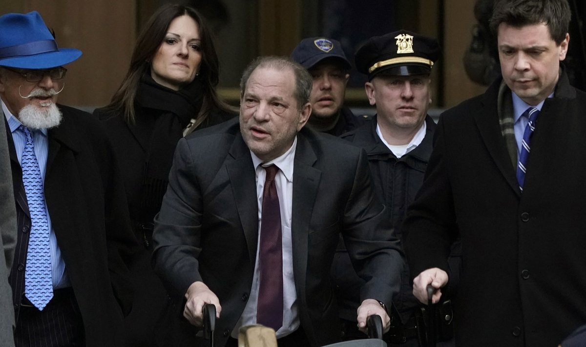 Käimisraamiga Harvey Weinstein eelmisel nädalal New Yorgi kohtus