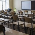„Kuidas koolijuhist lahti saada?“ Endine Lihula gümnaasiumi direktor süüdistab valda ükskõikses suhtumises