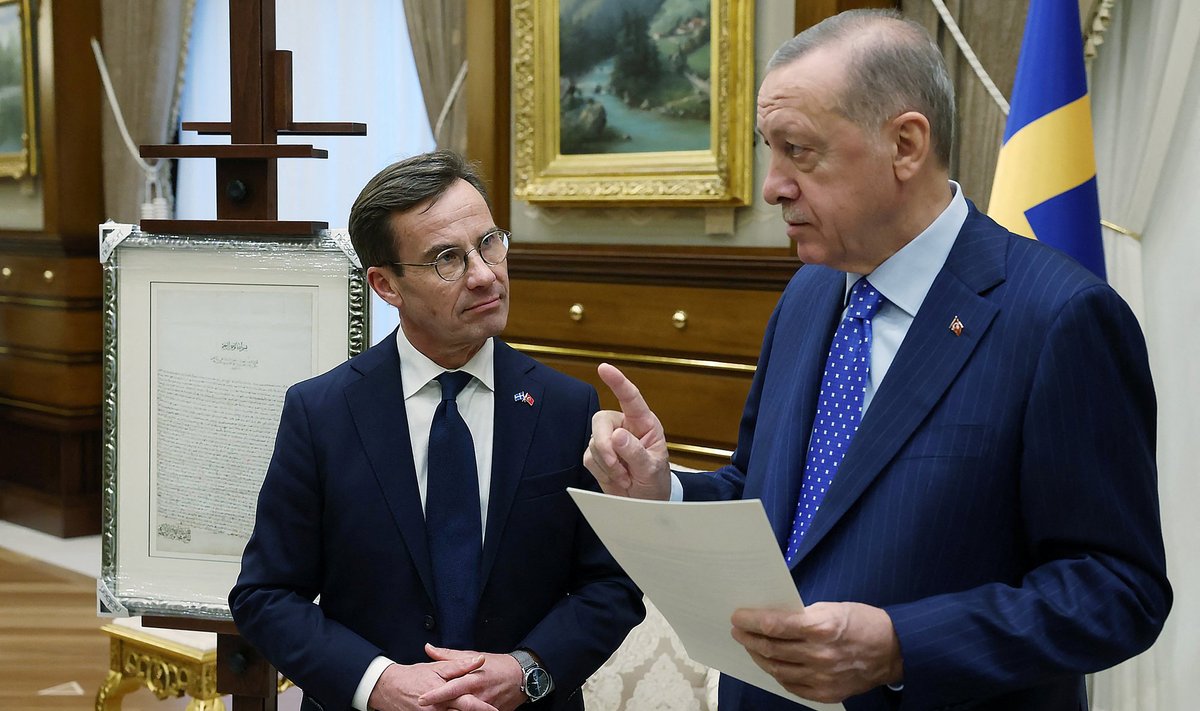 Rootsi uus peaminister Ulf Kristersson on Türgi presidendi Erdoğani silmis eelkäijast märksa „siiram ja usinam“. Seni pole sellest piisanud.