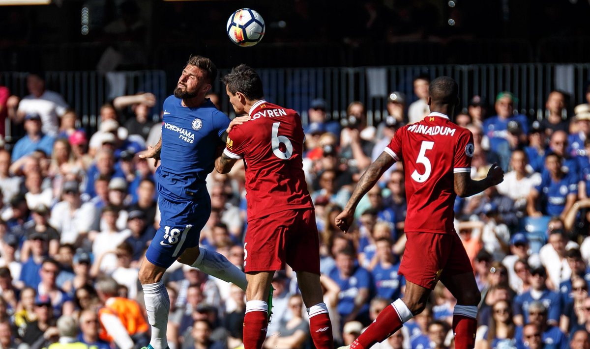 Olivier Giroud of Chelsea during the Premier League match between Chelsea and Liverpool at Stamford