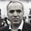 Malelegend Garri Kasparov annab homme 20 lapsele malesimultaani