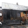 ФОТО | В Тартумаа горел дом, пострадал один человек