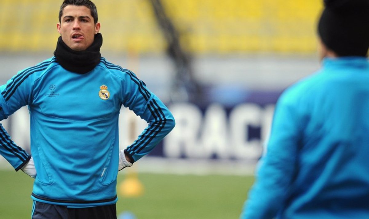 Cristiano Ronaldo treenib Moskvas