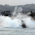 Iirimaa poole suundub orkaan Ophelia, riigi ilmateenistus andis homseks kõige rängema tormihoiatuse