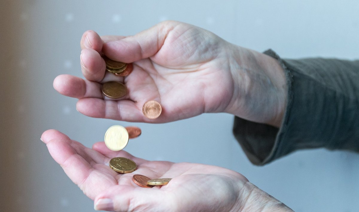 Võitvate pensionäride pension suureneb maksimaalselt 16,8 eurot, suurimad kaotajad annavad aga ära 83 eurot.