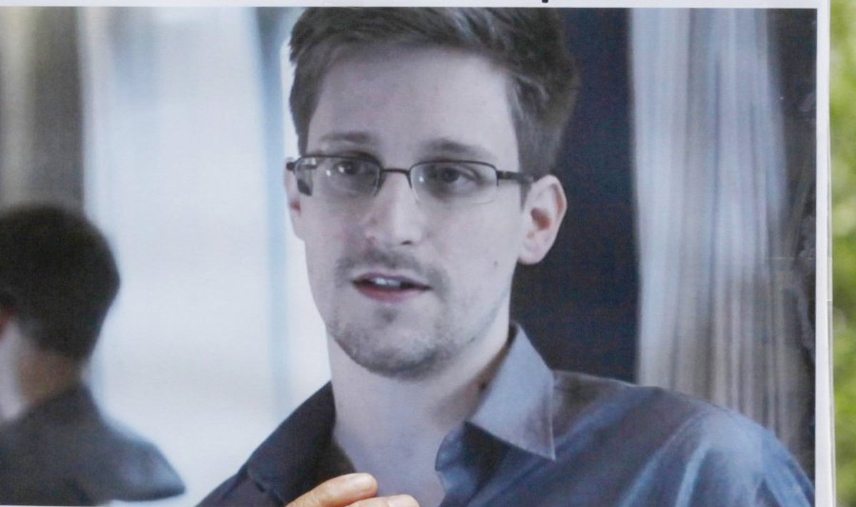 Edward Snowdeni pilt plakatil