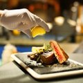Prantsuse tippkokk Alain Ducasse: viiruspuhangu ajal on restoranis turvalisem süüa kui kodus