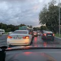 Авария вызвала огромную пробку на Нарвском шоссе