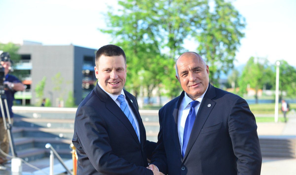 Vasakul Ratas, paremal Bulgaaria peaminister