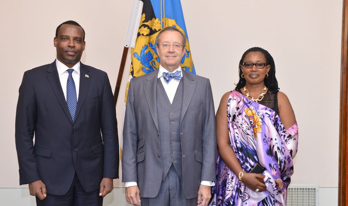 Rwanda Vabariigi suursaadikuga
