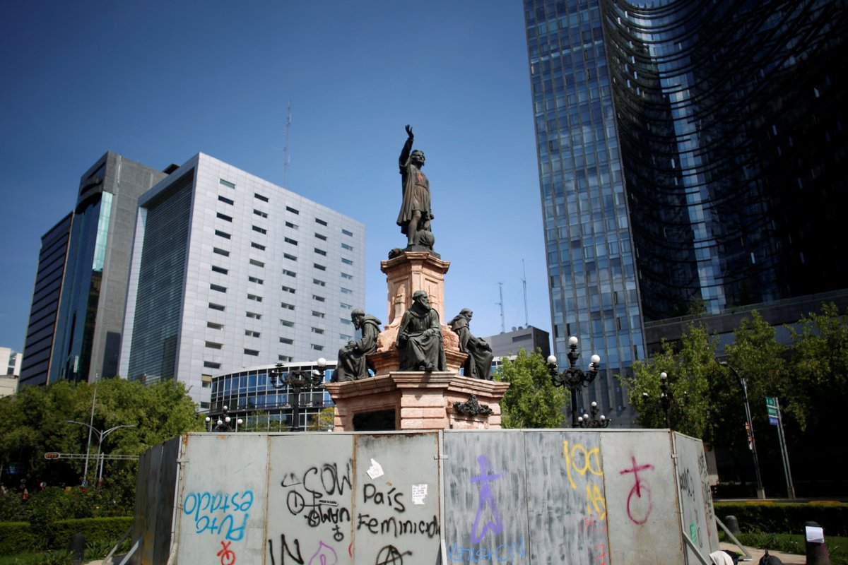 Город америка в мексике. Мексика столица Мехико Сити. Мэрия Мехико. Герреро Мехико статуя.