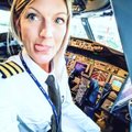 FOTOD: Vallatud kokpitipildid ja trimmis joogakeha! Rootslannast Ryanairi piloot kogub maailmas kuulsust seksikate piltidega