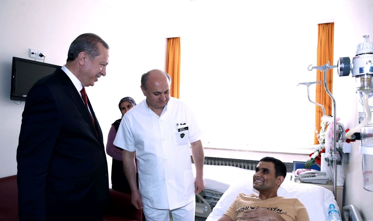 President Erdoğan GATA-t külastamas