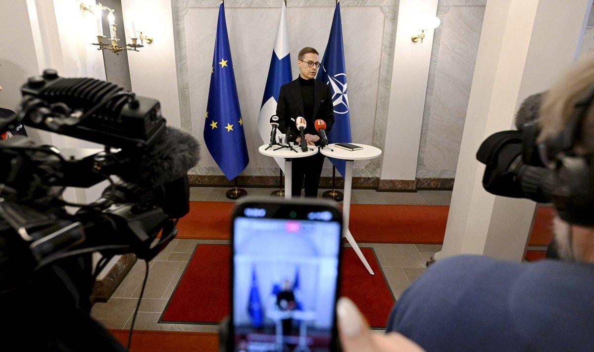 Soome president Alexander Stubb 27. detsembri pressikonverentsil andmas ülevaadet sündmustest, kuidas Soome pidas kinni merepõhjataristut rikkunud laeva. 