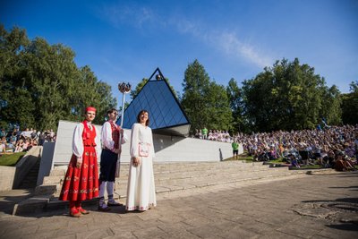 Необычное место для огня в Тарту.